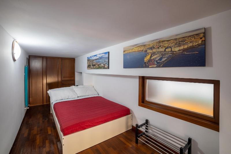 Riviera House Apartment Sea View group and family By HouseinNaples - image 16