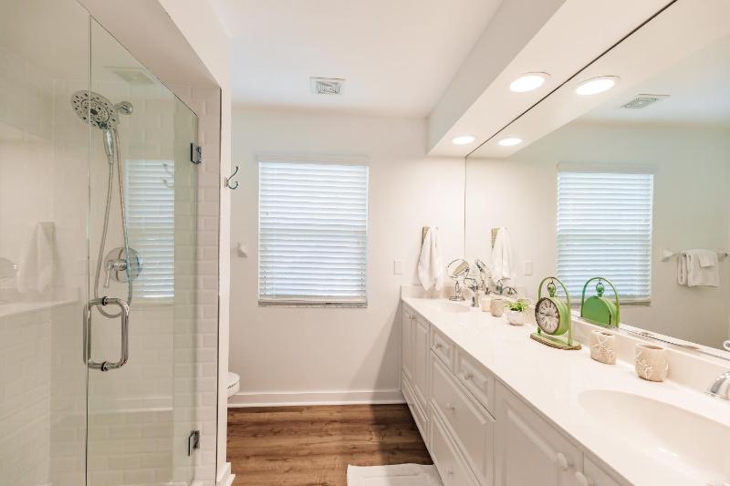 Siesta Key Island Rentals - image 14