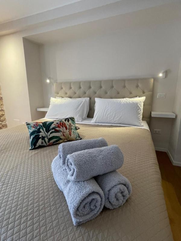 Assisi AD Apartments - Fratello Sole Luxury Loft - image 11