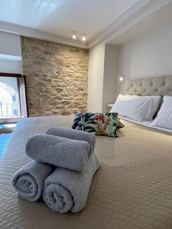 Assisi AD Apartments - Fratello Sole Luxury Loft - image 4