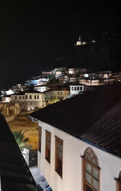 Master Hotel - image 12