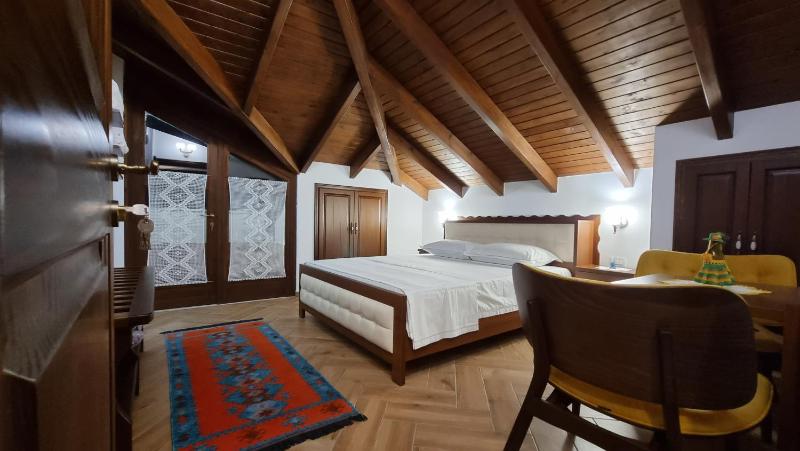Master Hotel - image 11