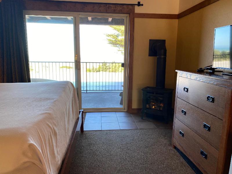King Room with Sea View image 3