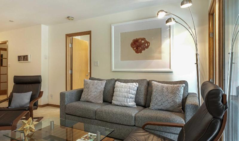 Townsend Place A107 Condo - image 12
