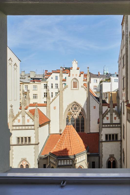 Prague Days - Apartment with Balcony and Amazing View in the Old Town - image 1