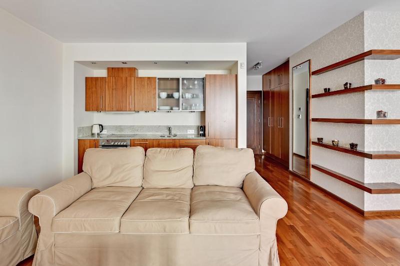 One-Bedroom Apartment image 4