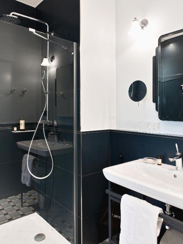 Standard Double or Twin Room - 