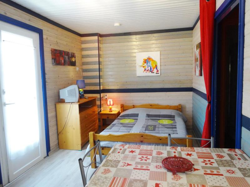 Apartment with Terrace image 3