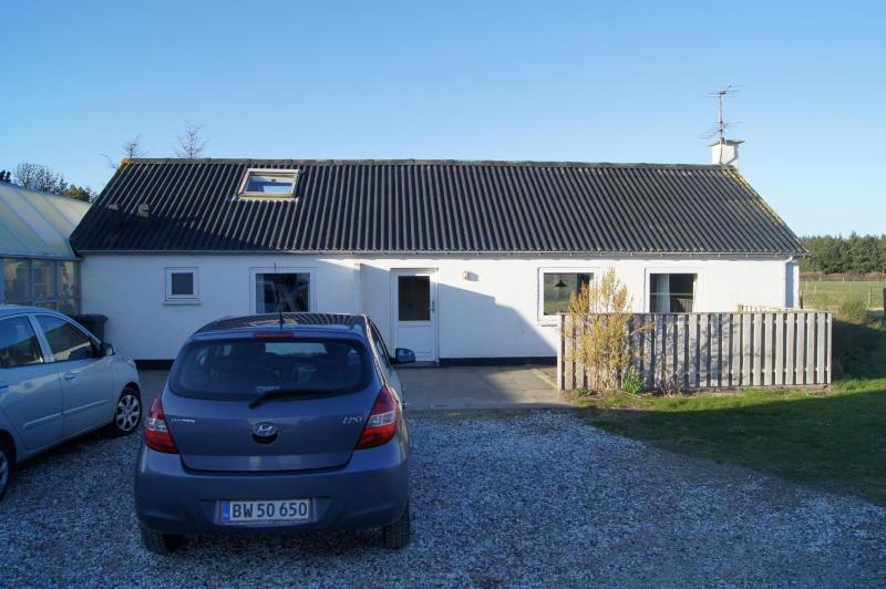 Holiday House image 2