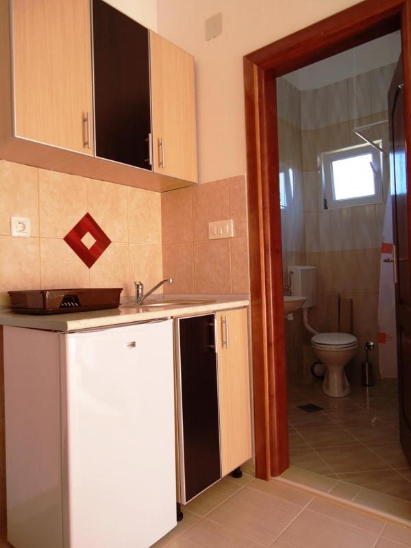 Studio Apartment with Terrace image 2