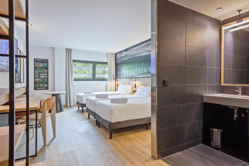 Triple Room image 4