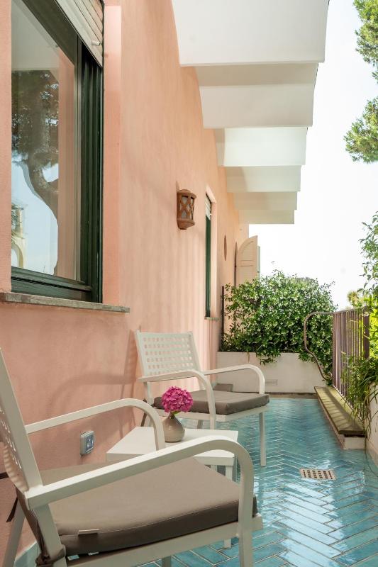 Superior Double Room with Terrace image 1