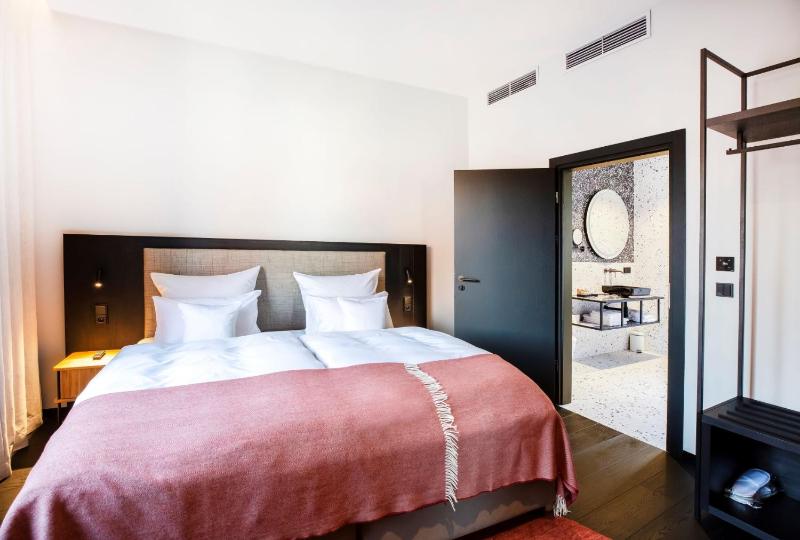 Hotel 1231 - image 24