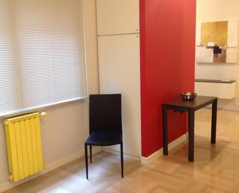 One-Bedroom Apartment image 1