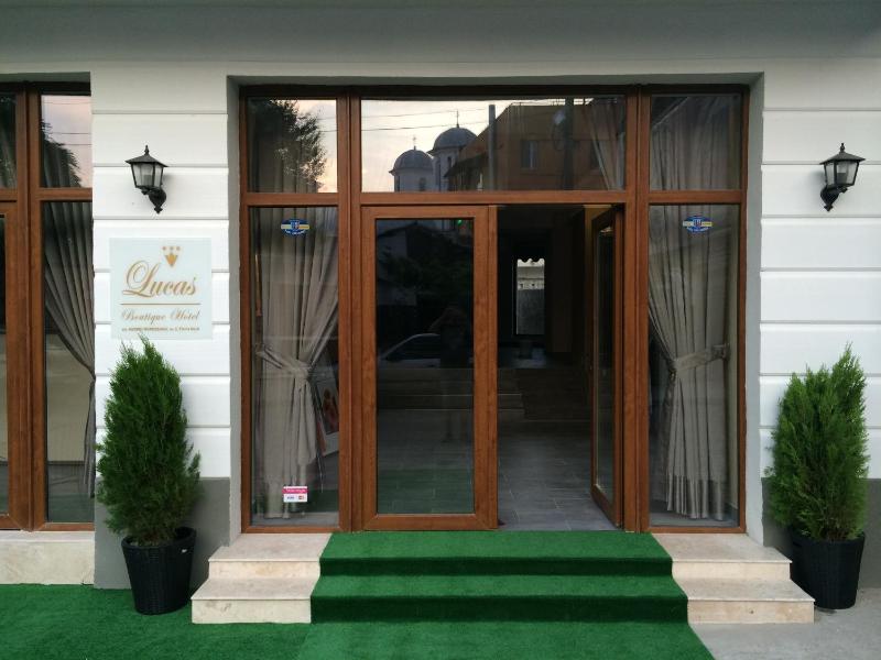 Lucas Boutique Hotel - image 8