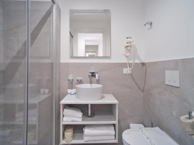 Hotel Medusa - image 26