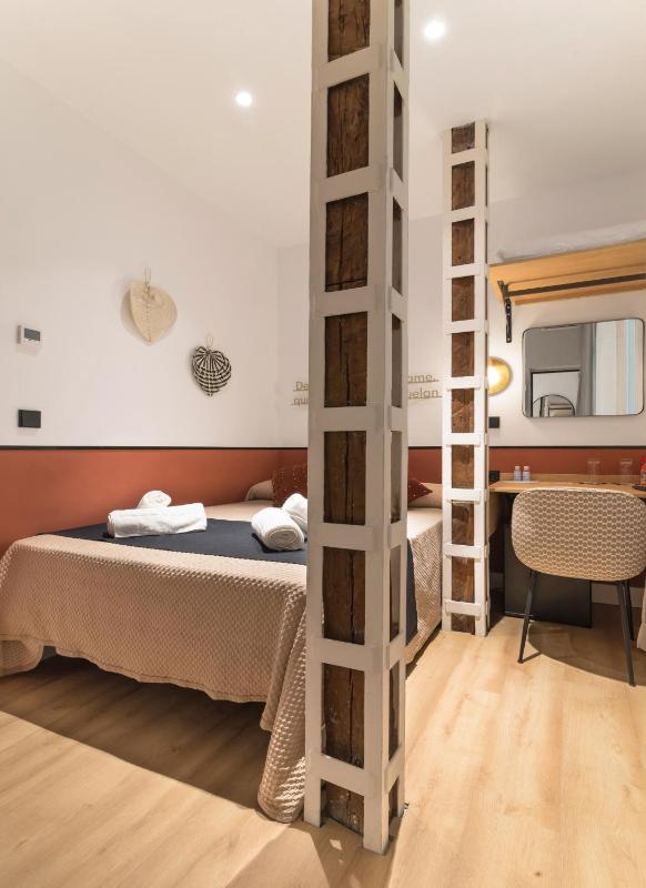 Economy Double Room image 1