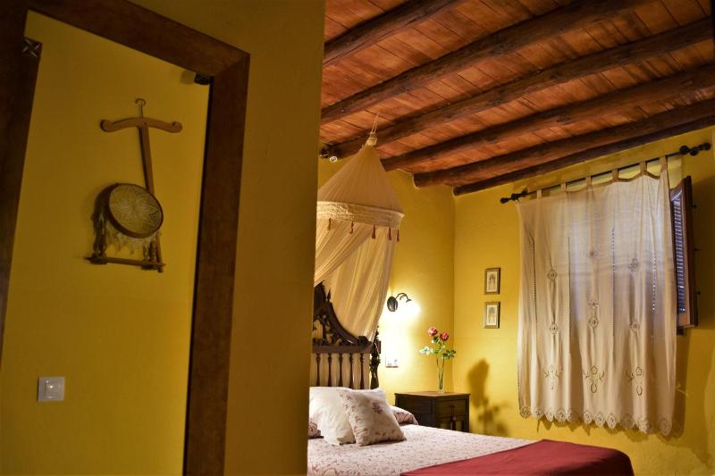 Double or Twin Room image 4