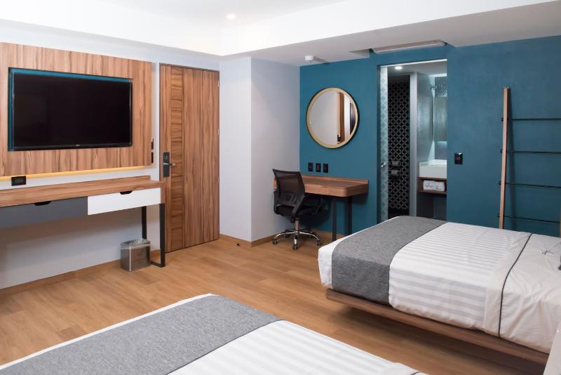 Hotel Flamencos Centro Histórico - image 3