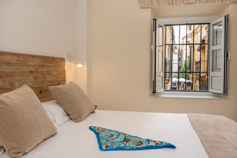 Double Room image 1