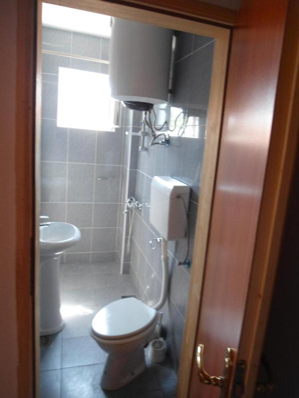 One-Bedroom Apartment (2 Adults + 1 Child) image 4