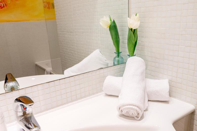 Suite image 2