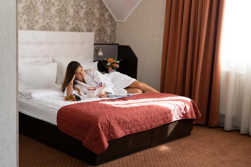 Standard Double Room image 1
