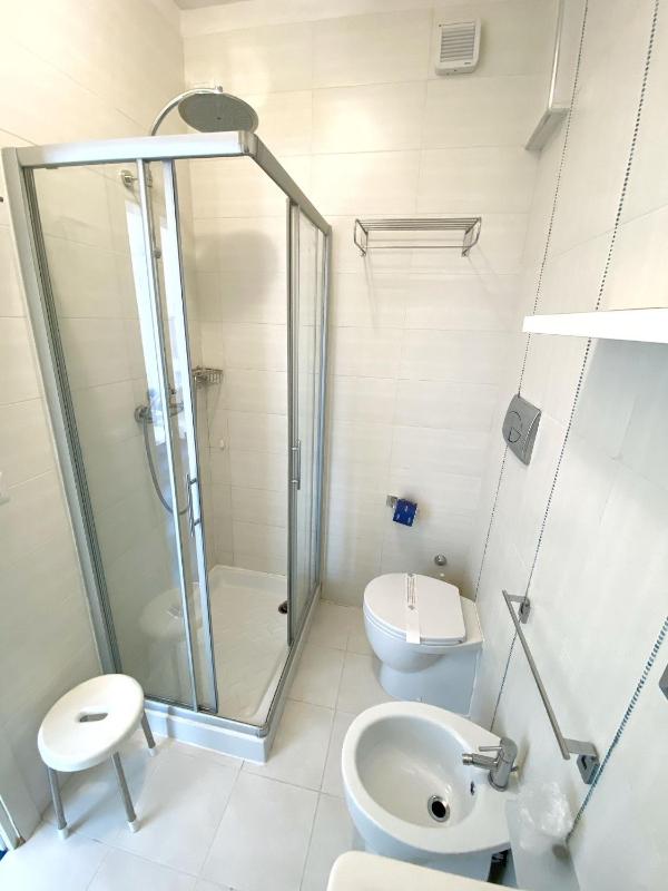 Standard Room with Sea View image 3