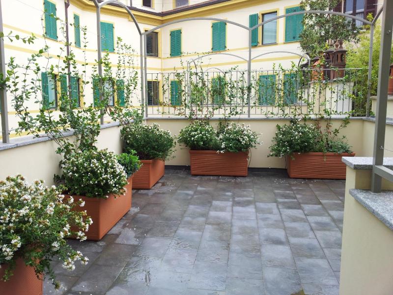 Two-Bedroom Apartment with Terrace image 4