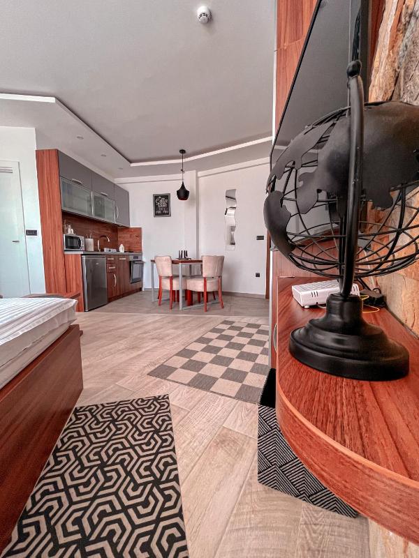 Quadruple Room with Mountain View image 4