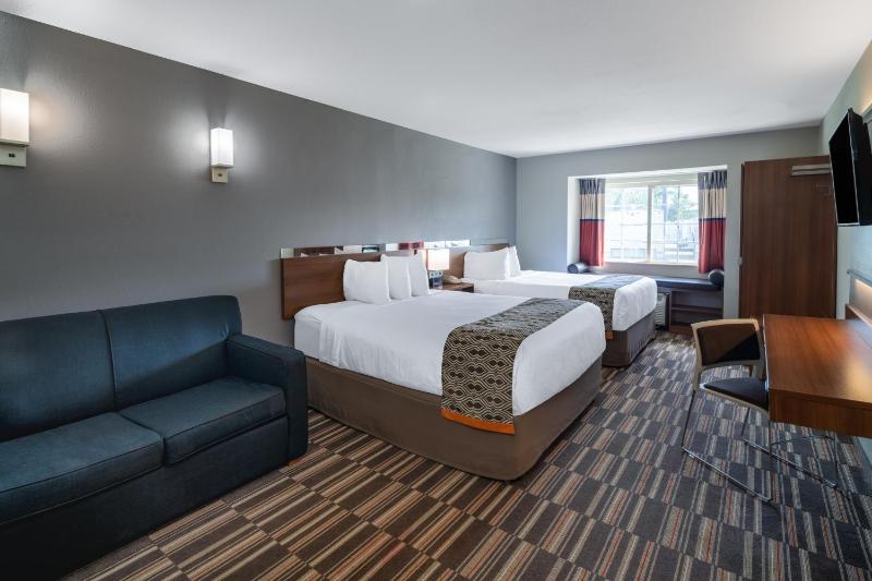 Suite with Two Queen Beds - Non-Smoking image 1