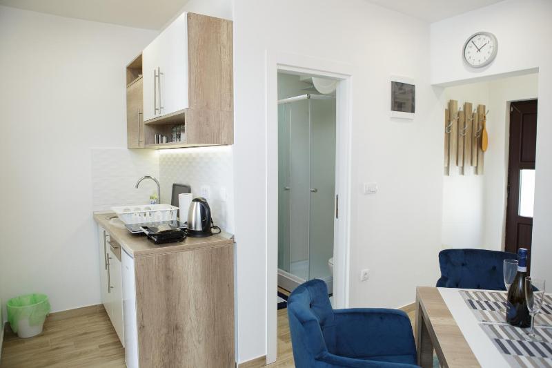 Dvori Sky View E13 Kopaonik - free private parking - image 10