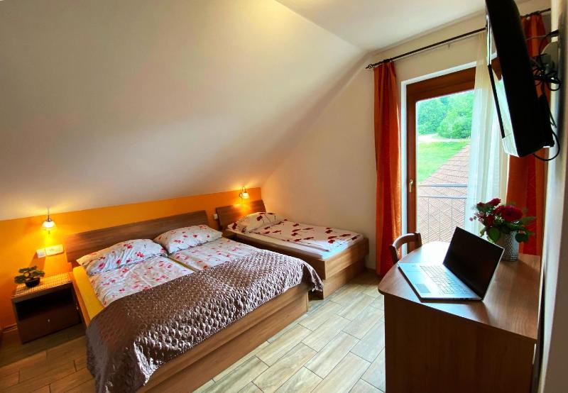 Triple Room image 4