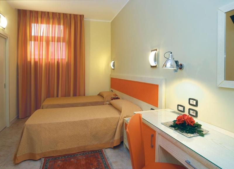 Superior Single Room image 1