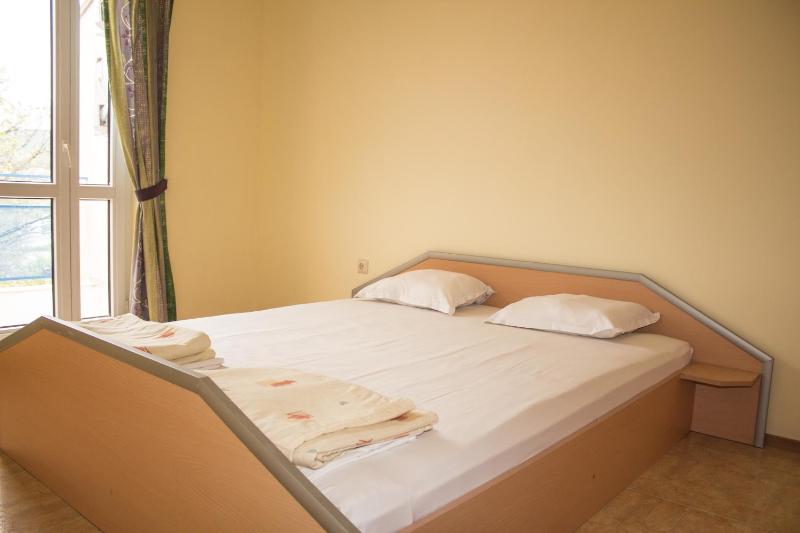 Three-Bedroom Apartment with Balcony image 2