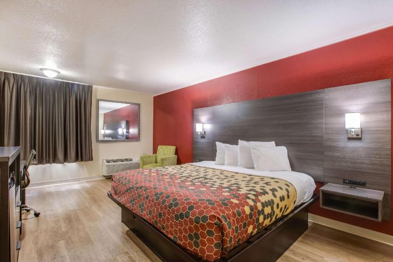 King Room - Non-Smoking image 1