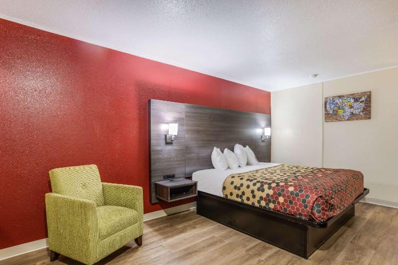 King Room - Non-Smoking image 4