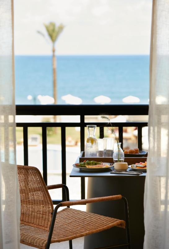 Superior Room with Sea View image 4