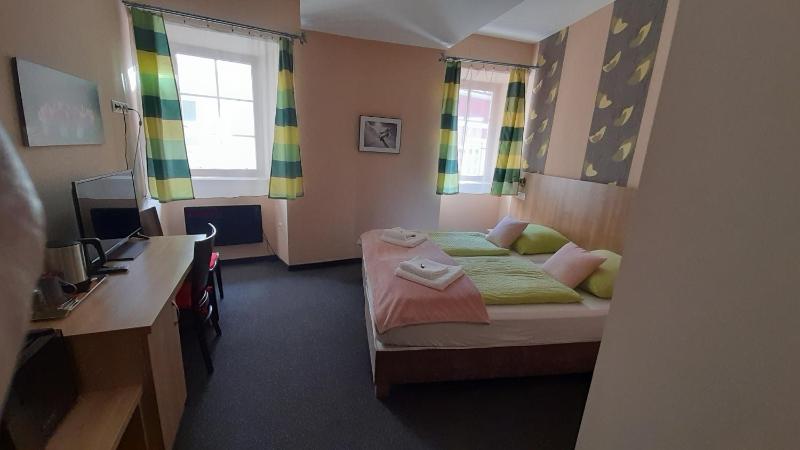 Double Room with Private Bathroom image 2