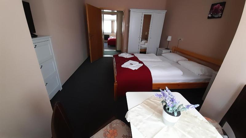 Family Room with Shared Bathroom image 3