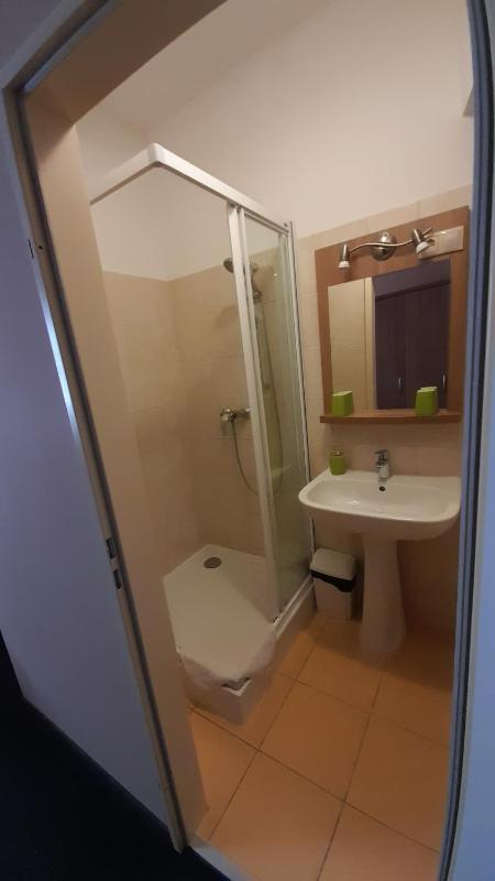 Double Room with Private Bathroom image 4