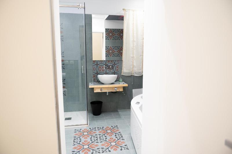 Ursino's Luxury - image 6