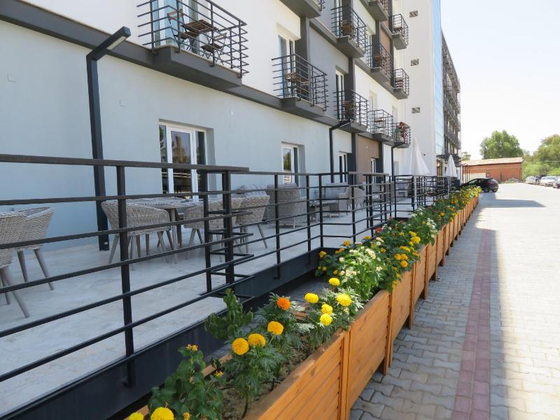 Hotel Sun - image 2