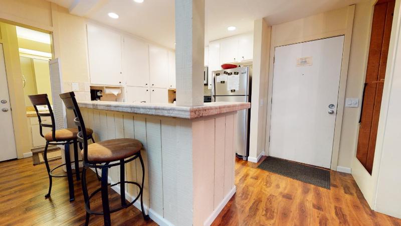 Summit 49 Apartment - image 19