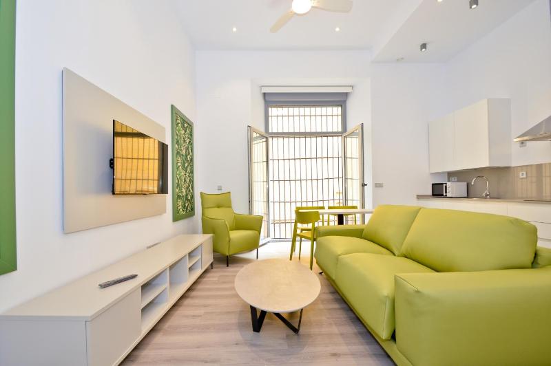 IVY HOUSE - image 11