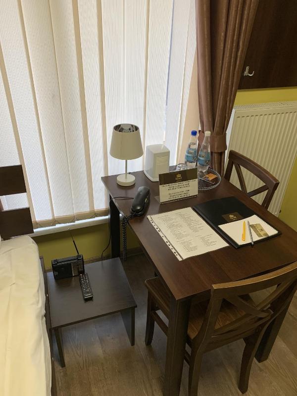 Single Room - Disability Access image 1