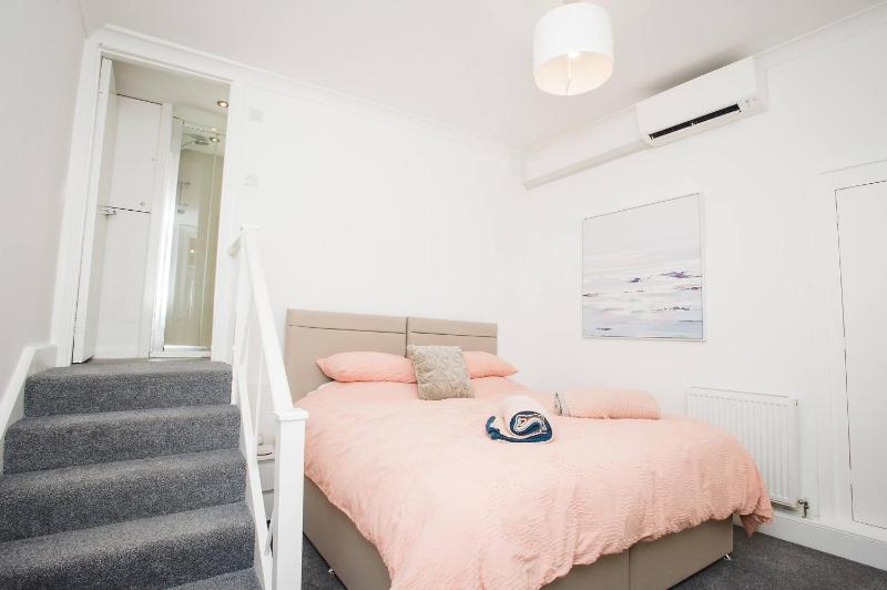 Victoria Apartment 1 - image 7