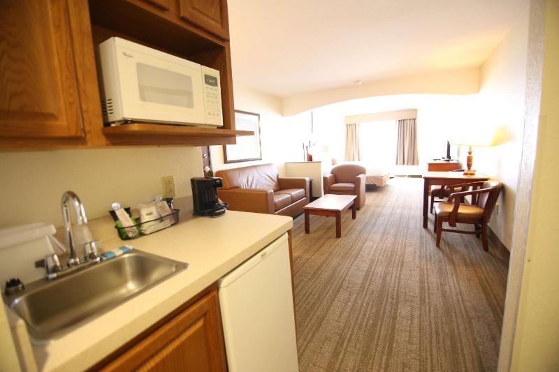 King Room with Golf Course View image 4