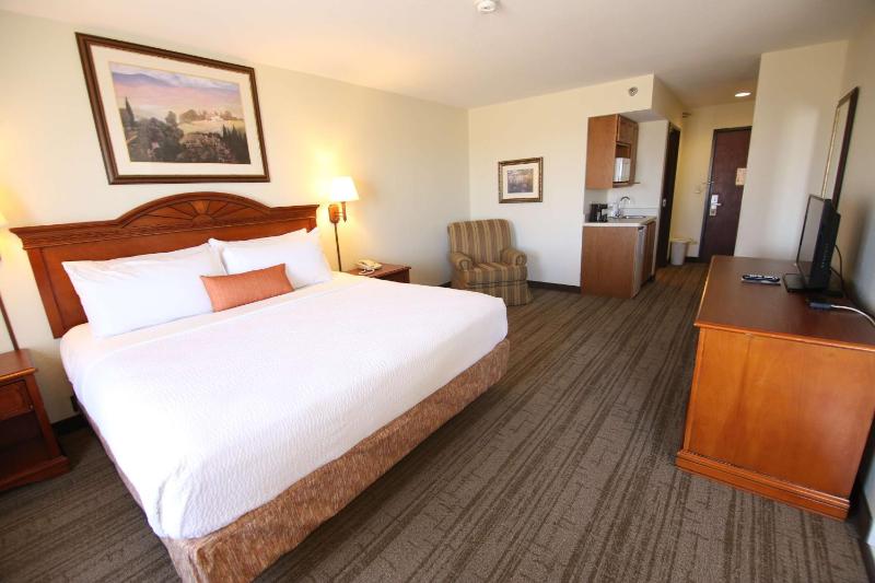 King Room with Golf Course View image 2