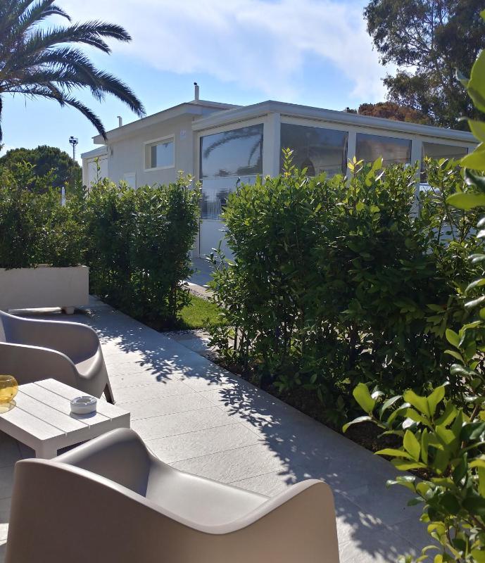 Double Room with Garden View image 4